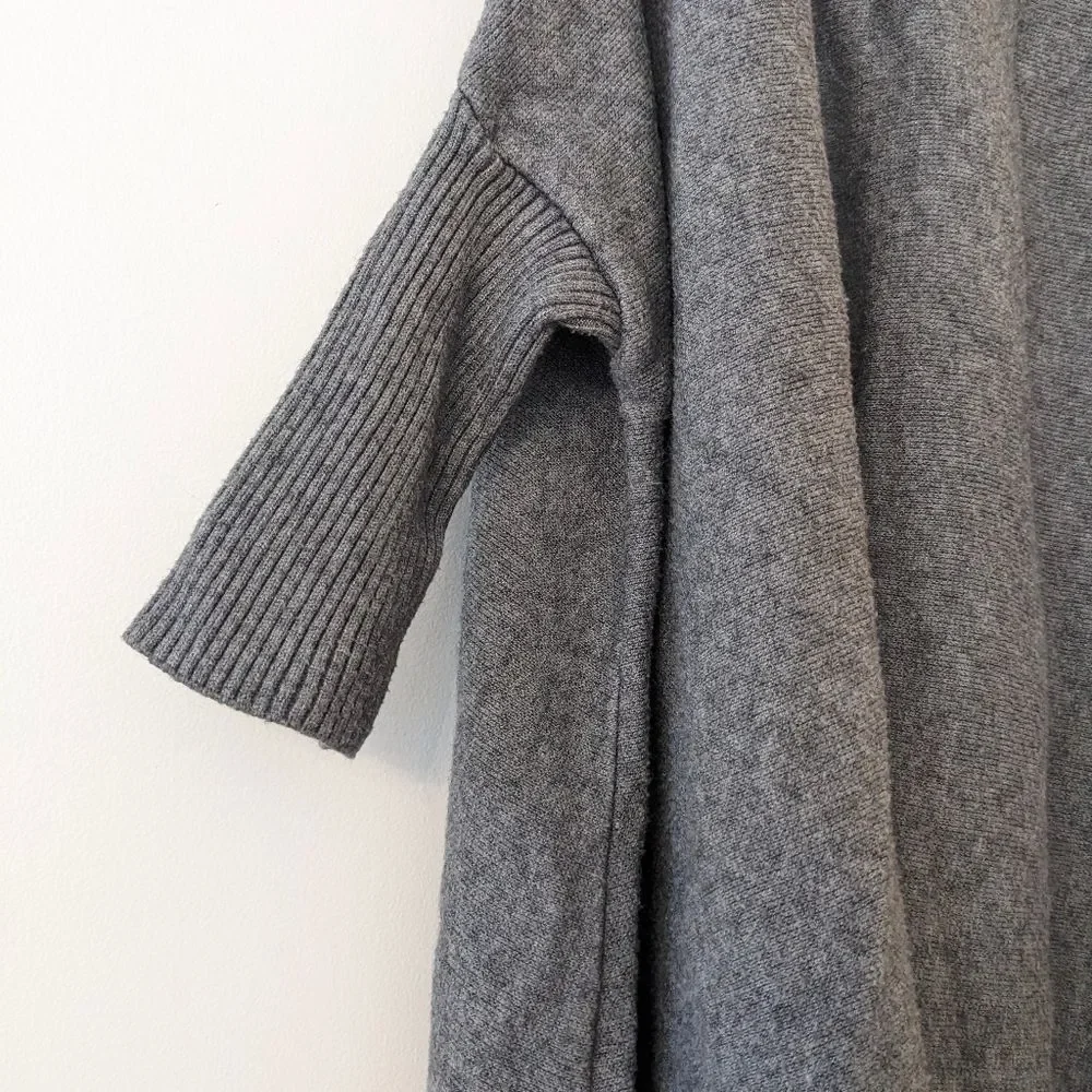 Suzy D London bat wing viscose wool sweater poncho